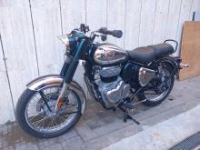 Royal Enfield Classic 350 km.0