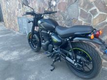 Royal Enfield HNTR 350
