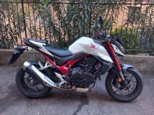 Honda CB 750 Hornet