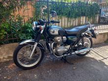 Kawasaki W800
