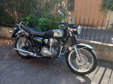 Kawasaki W800