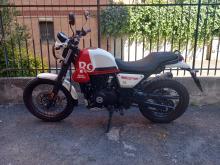 Royal Enfield Scram 411